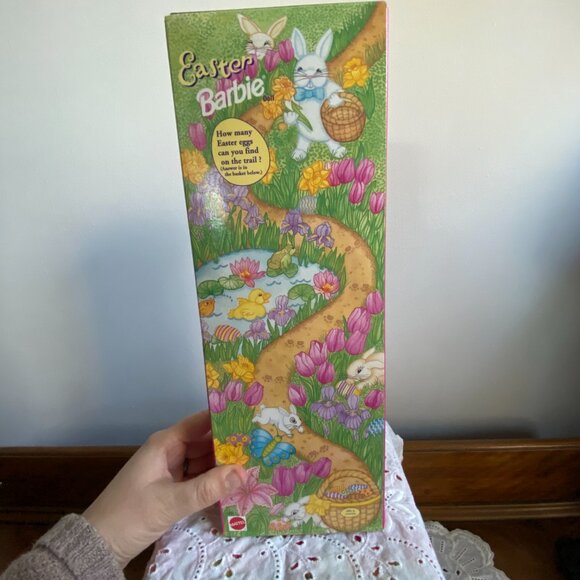 Vintage 90’s Easter Barbie Doll Special Edition 1996 Mattel, New in box - Picture 5 of 9